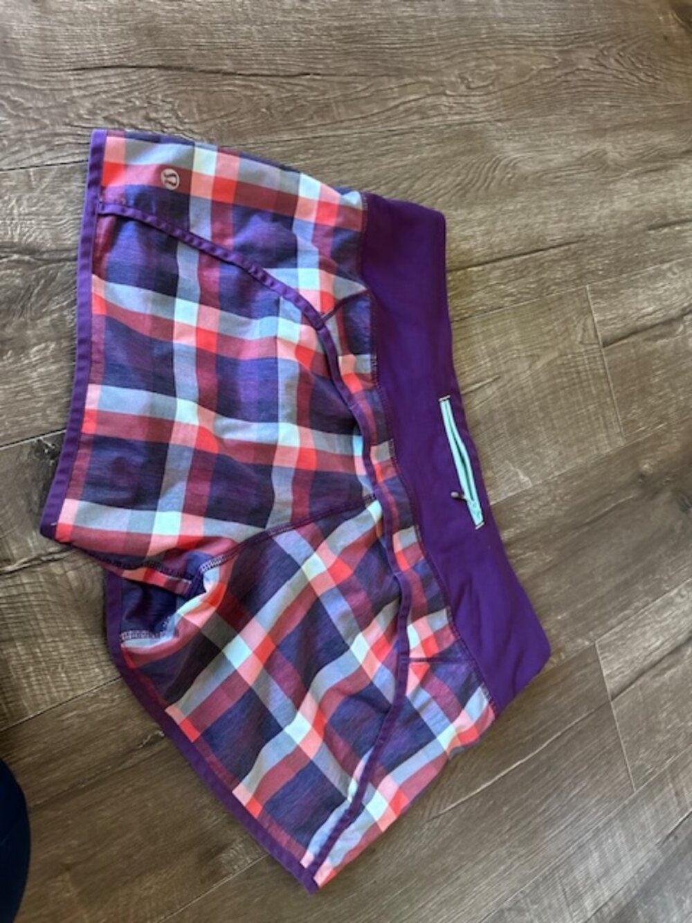 Lululemon rad plaid speed shorts size 8